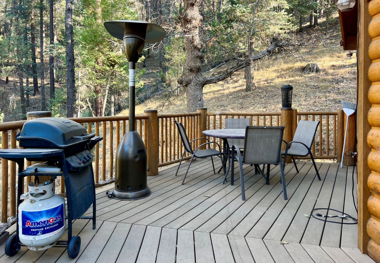 Cabin in Prescott - Lovekin Cabin - Prescott Cabin Rentals